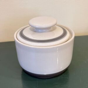 Genuine Stoneware Japan white and gray sugar bowl with lid